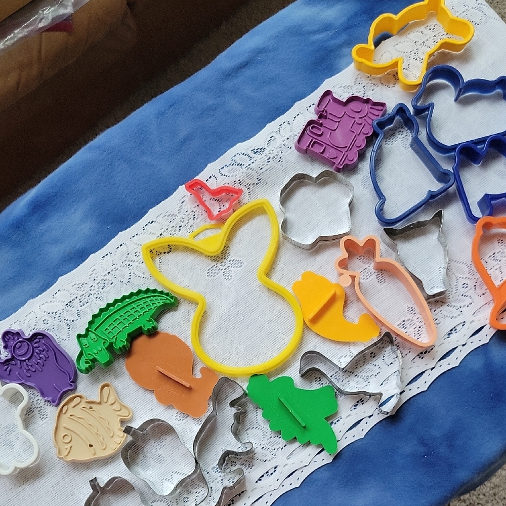 Colorful Cookie Cutter Set Of 23